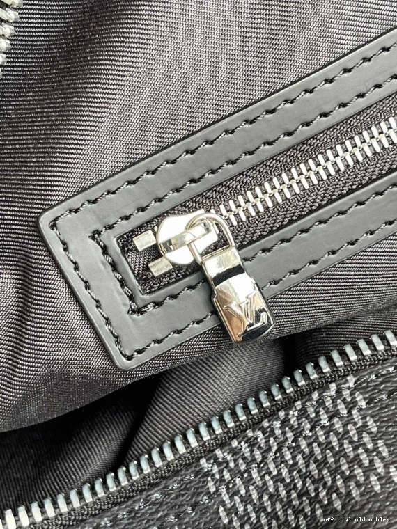 Official oldcobbler KEEPALL VUITTON LOUIS BANDOULIÈRE 50 0801